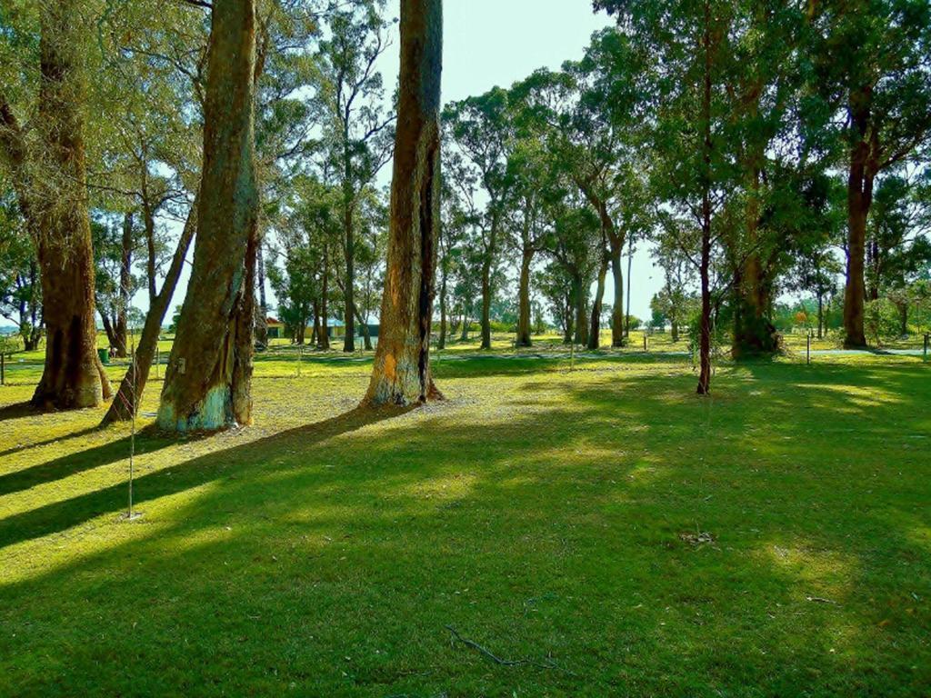 Inn The Tuarts Guest Lodge Busselton Accommodation - Adults Only Eksteriør bilde