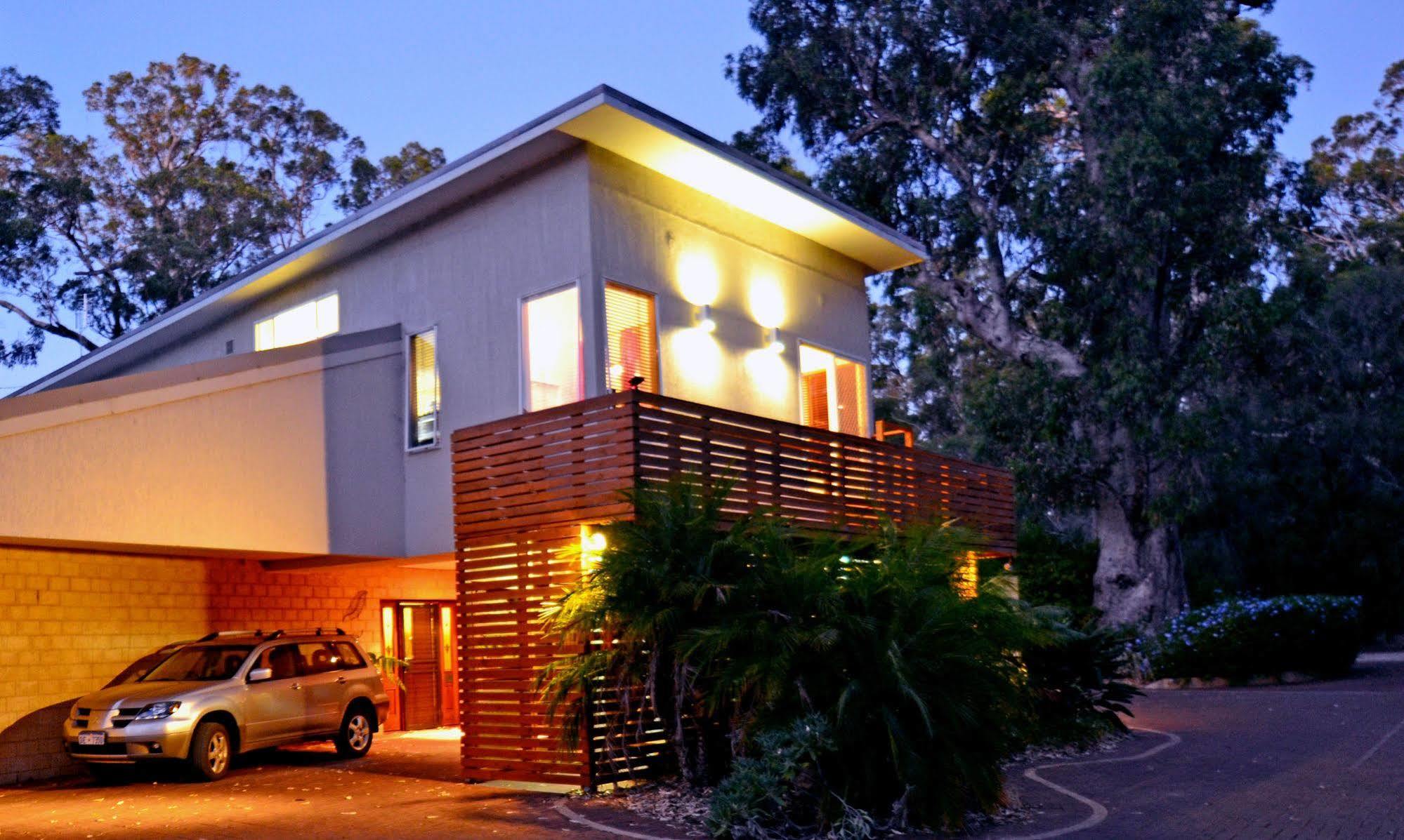 Inn The Tuarts Guest Lodge Busselton Accommodation - Adults Only Eksteriør bilde