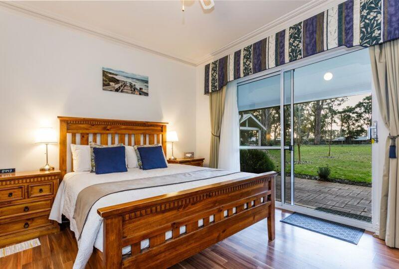 Inn The Tuarts Guest Lodge Busselton Accommodation - Adults Only Eksteriør bilde