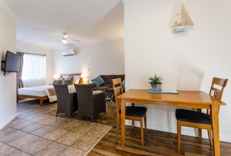 Inn The Tuarts Guest Lodge Busselton Accommodation - Adults Only Eksteriør bilde