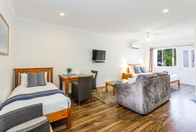 Inn The Tuarts Guest Lodge Busselton Accommodation - Adults Only Eksteriør bilde