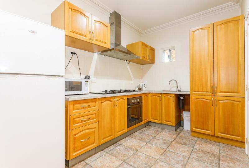 Inn The Tuarts Guest Lodge Busselton Accommodation - Adults Only Eksteriør bilde