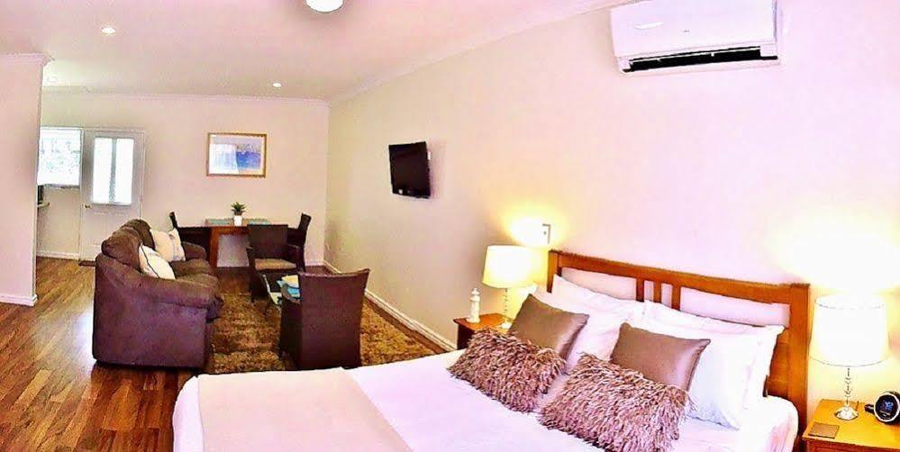 Inn The Tuarts Guest Lodge Busselton Accommodation - Adults Only Eksteriør bilde