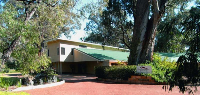Inn The Tuarts Guest Lodge Busselton Accommodation - Adults Only Eksteriør bilde